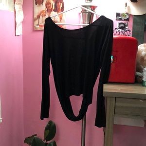 XS Backless Zyia Top, In black.